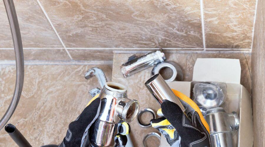 Local Siding Services in Middle Island, NY